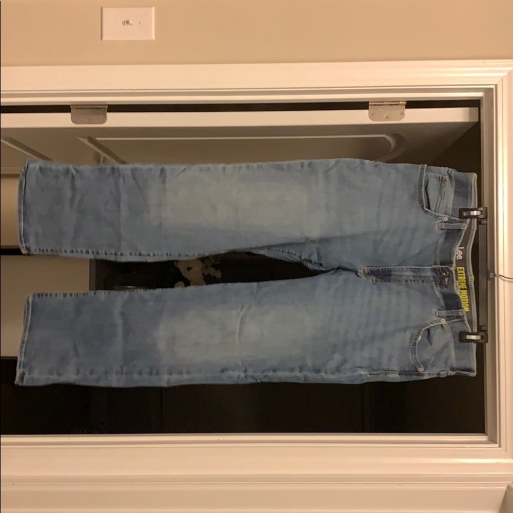 Men’s Lee Extreme Motion Straight Jeans light wash